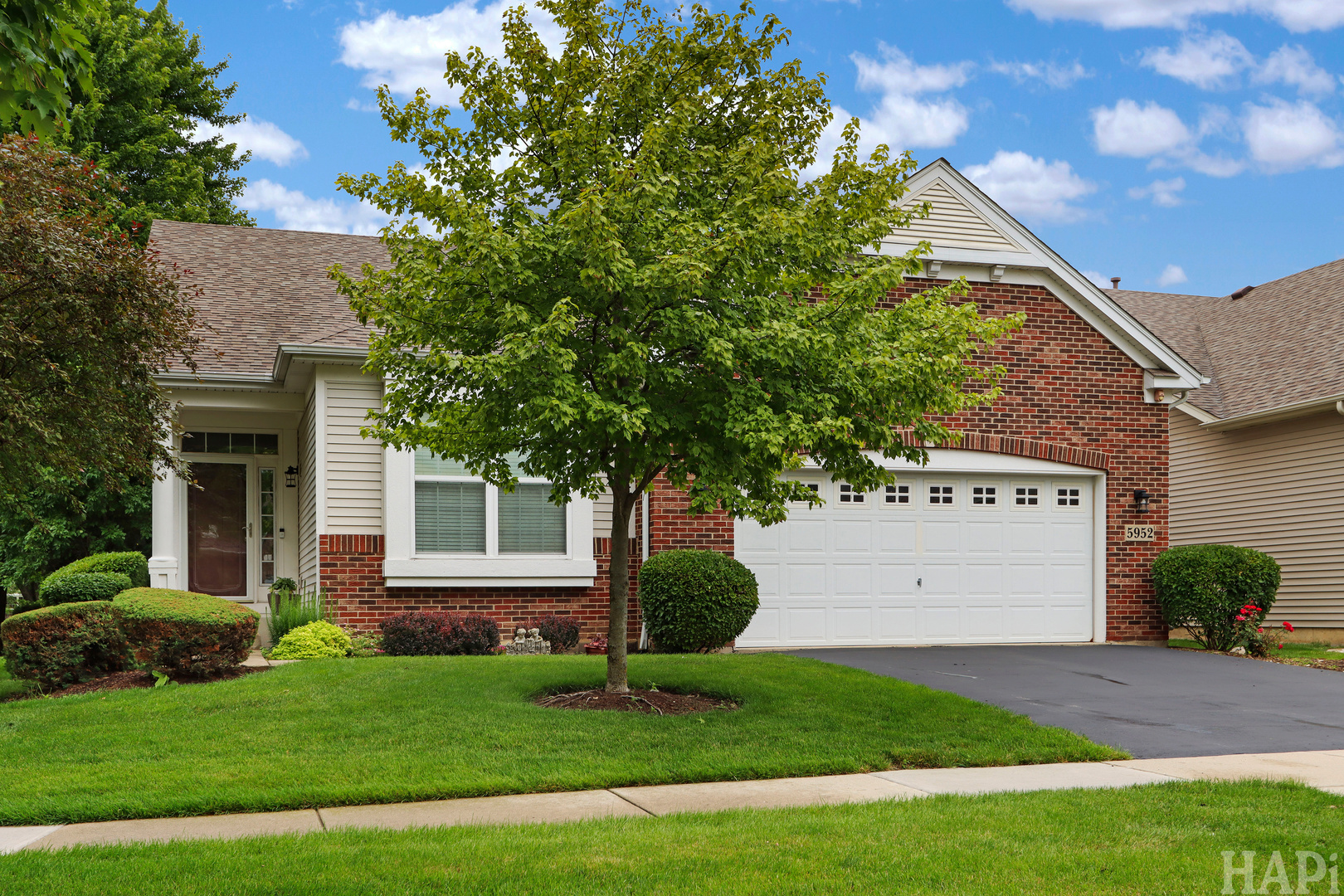 5952 Leeds Road Property Photo 2