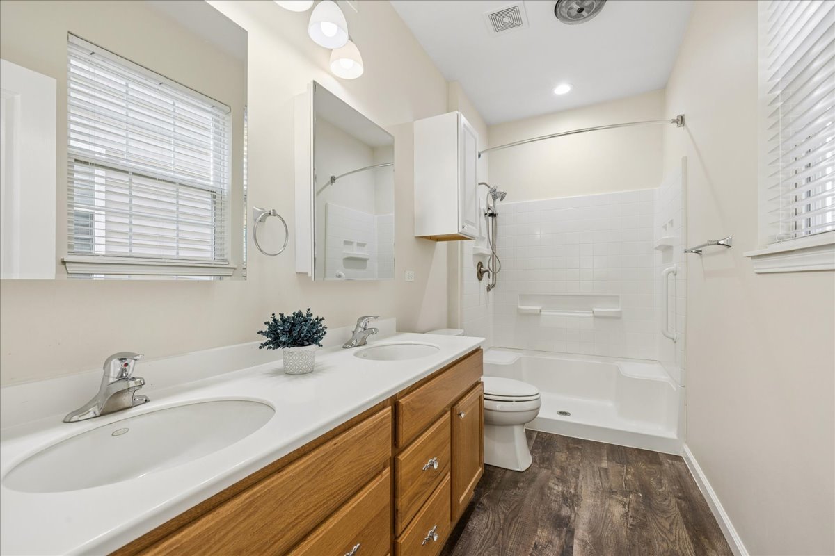 11764 Wembley Drive Property Photo 16