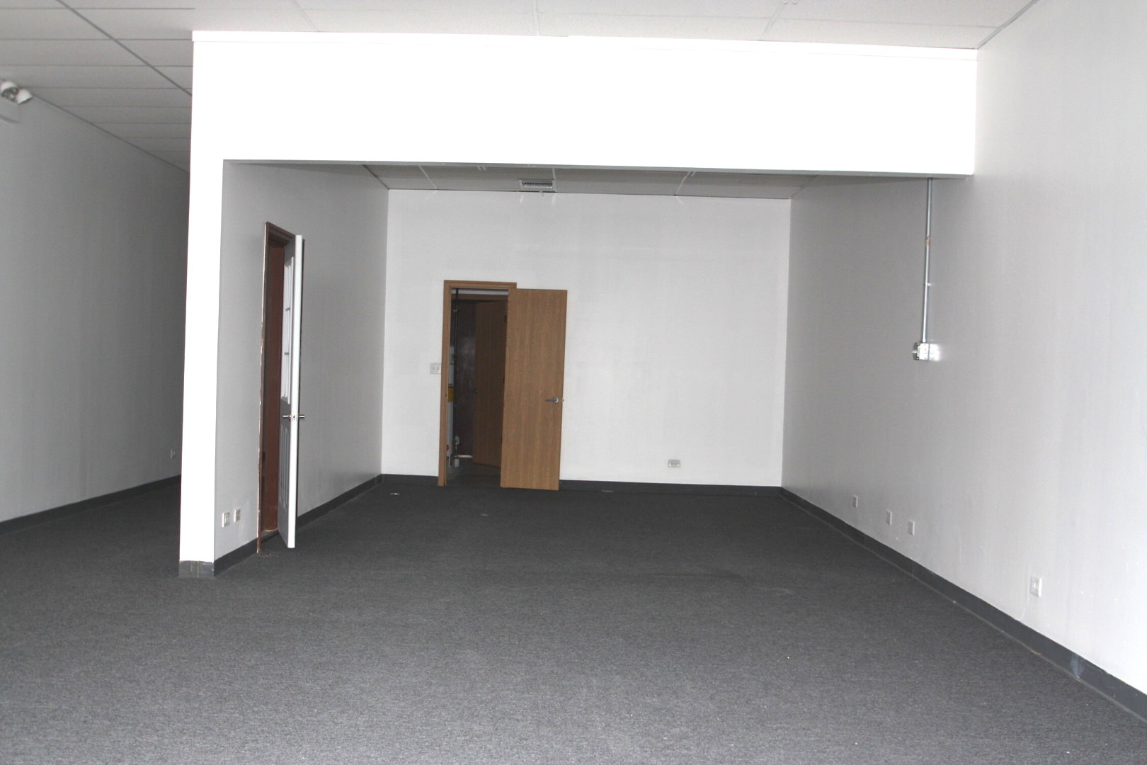 731 E Nerge Road 731-791 Property Photo 10