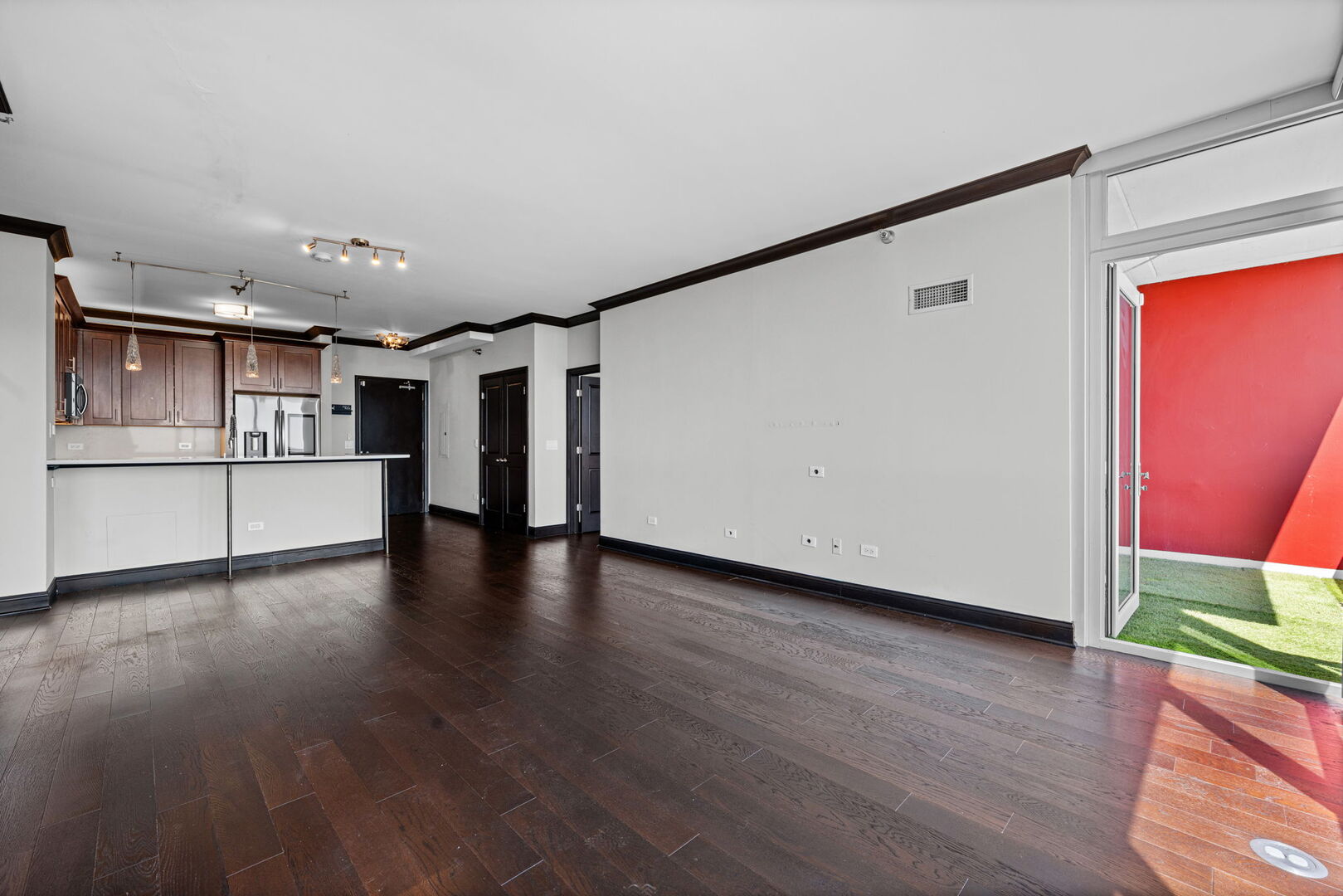 1841 S Calumet Avenue 803 Property Photo 7