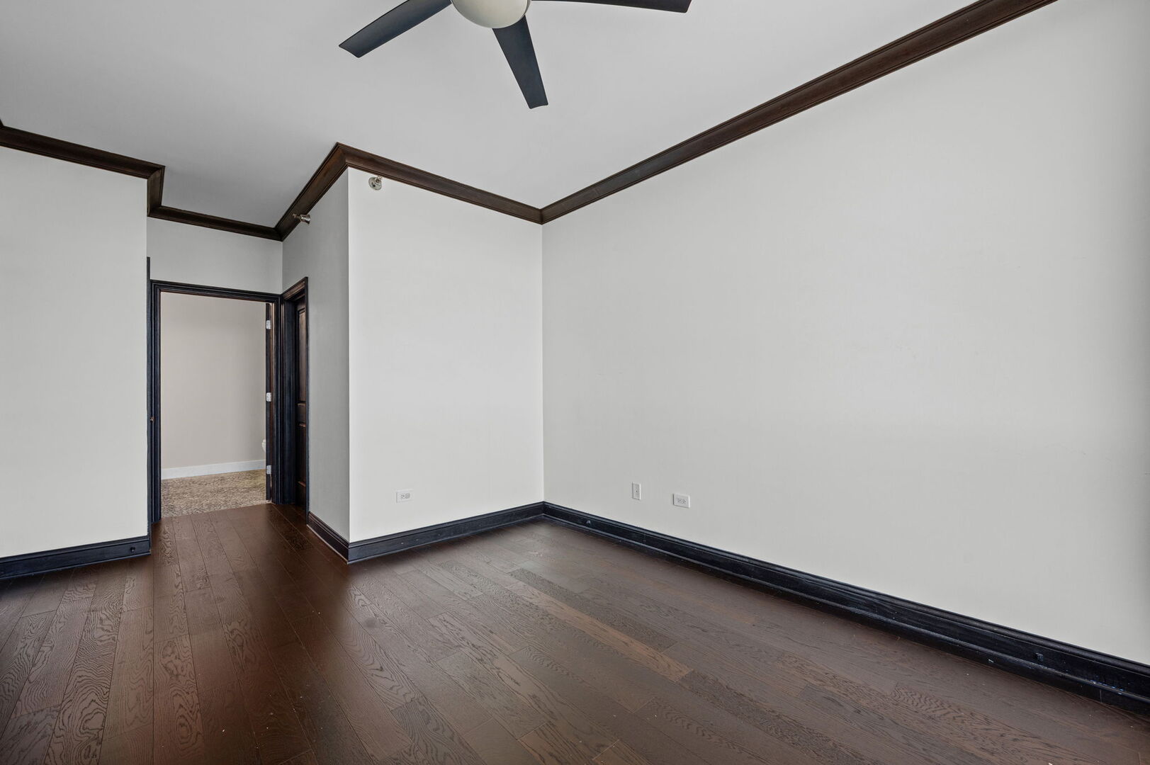 1841 S Calumet Avenue 803 Property Photo 10