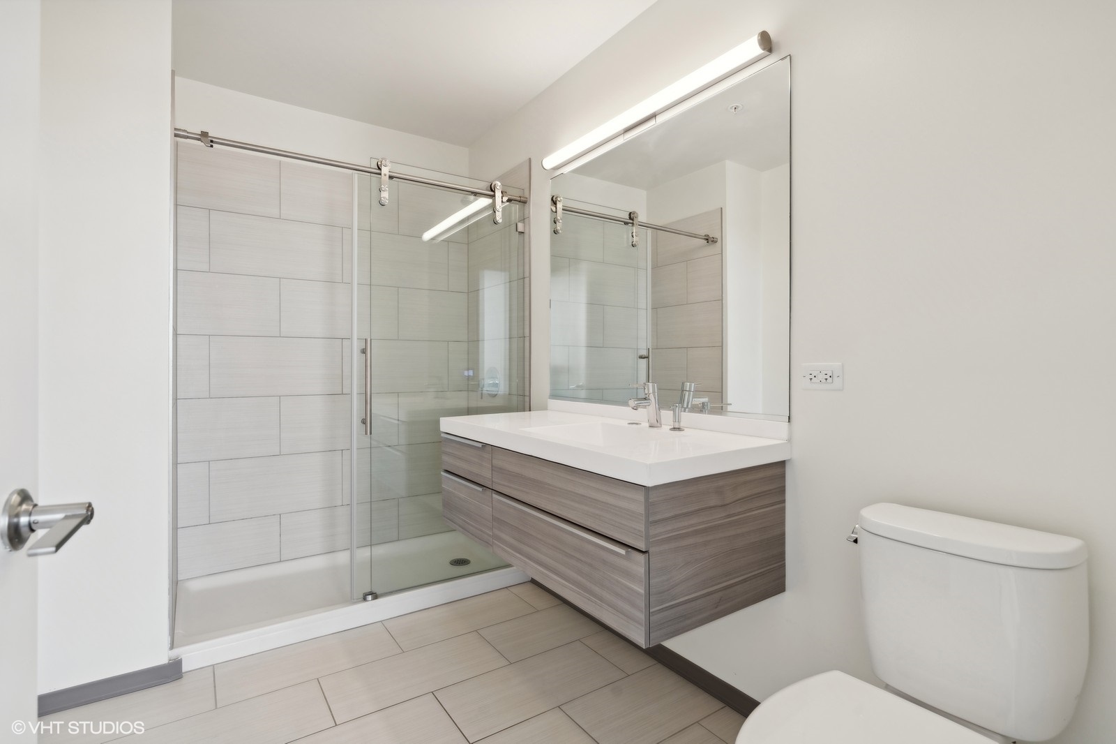 1920 N Milwaukee Avenue 306 Property Photo 10