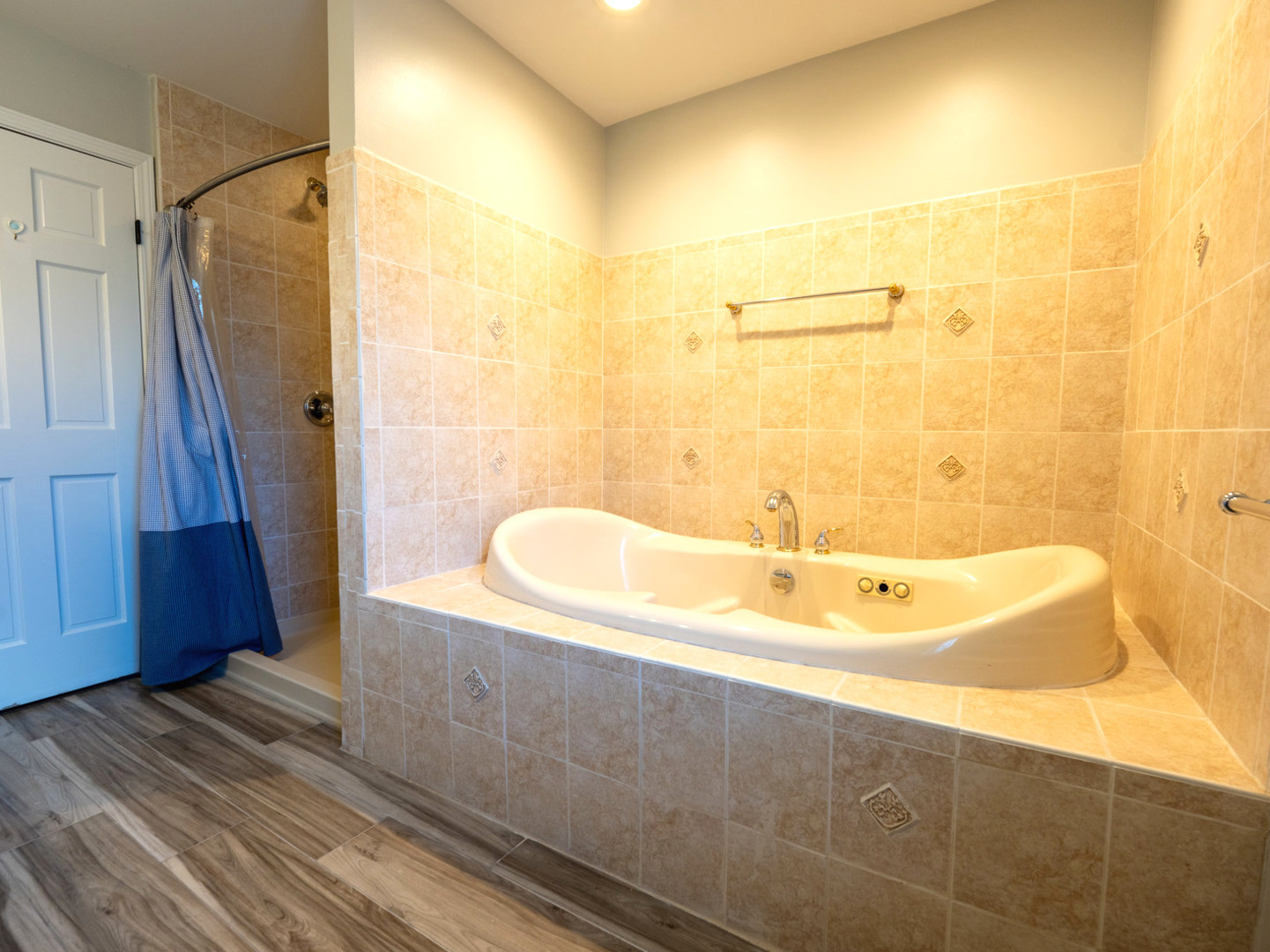 17011 Danielle Court Property Photo 20