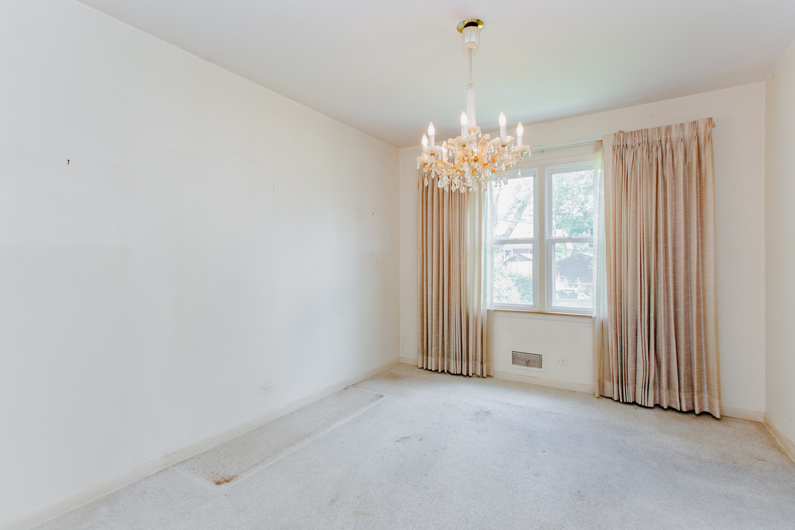 5 S Donald Avenue Property Photo 7