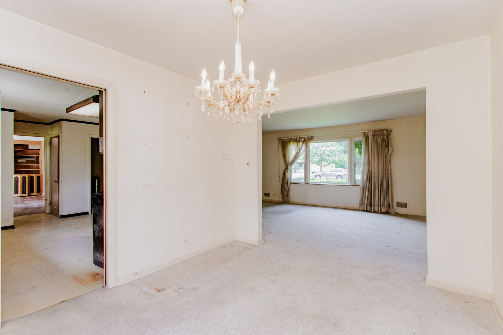 5 S Donald Avenue Property Photo 8
