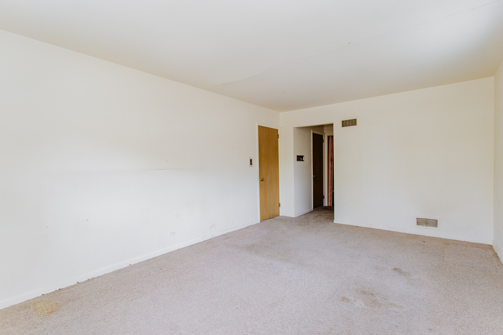 5 S Donald Avenue Property Photo 14
