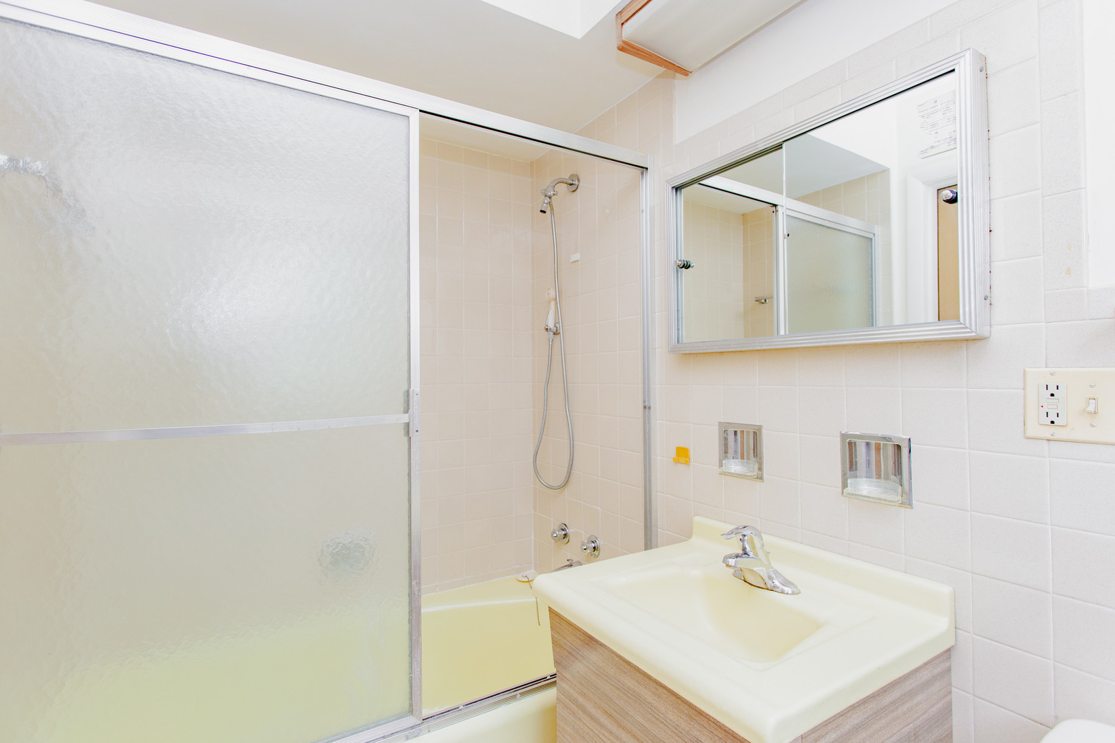 5 S Donald Avenue Property Photo 23