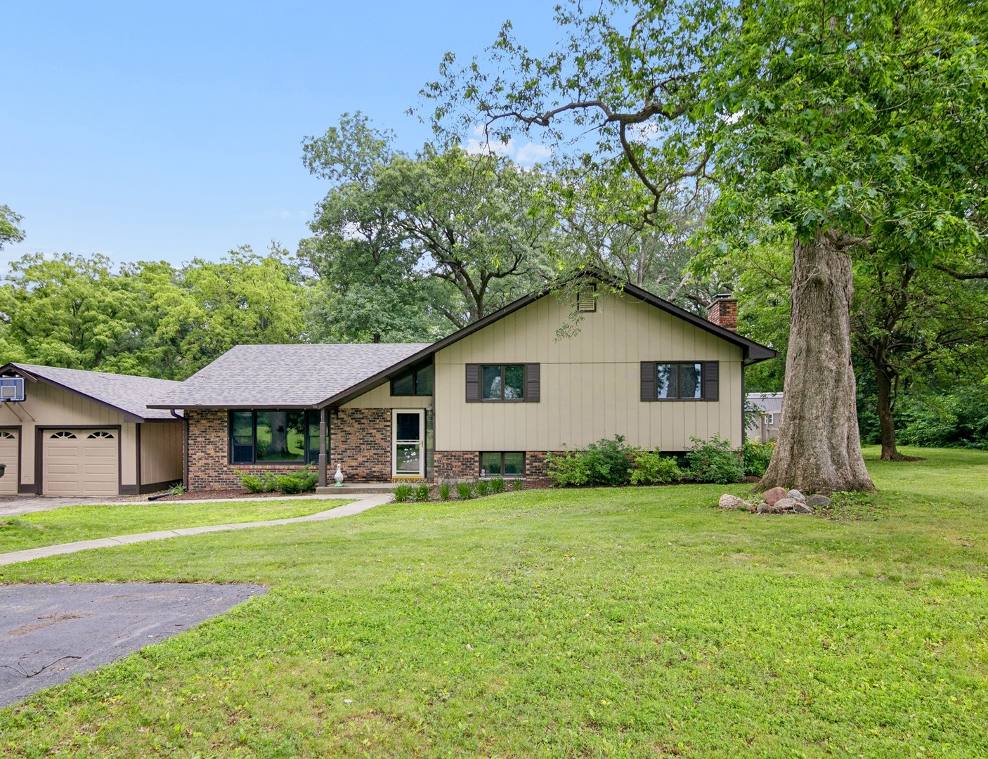 7273 N 16000 E Road Property Photo 1