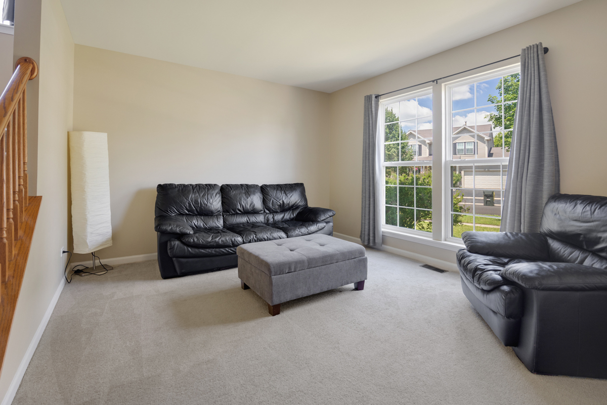 5687 Mckenzie Drive Property Photo 4