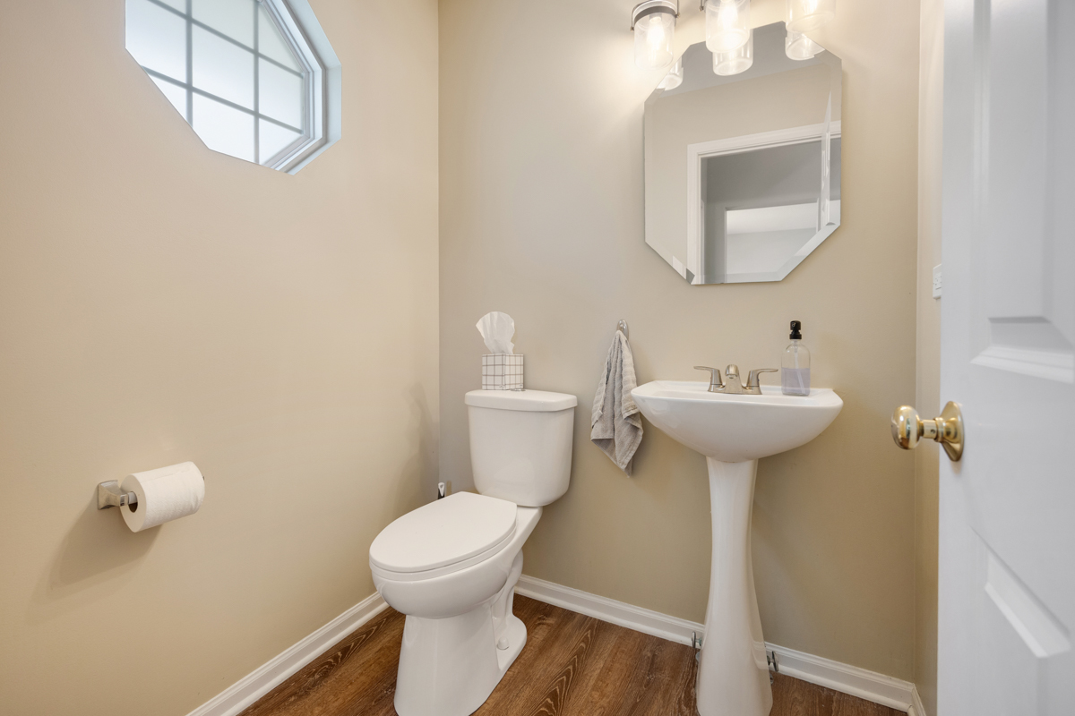 5687 Mckenzie Drive Property Photo 11