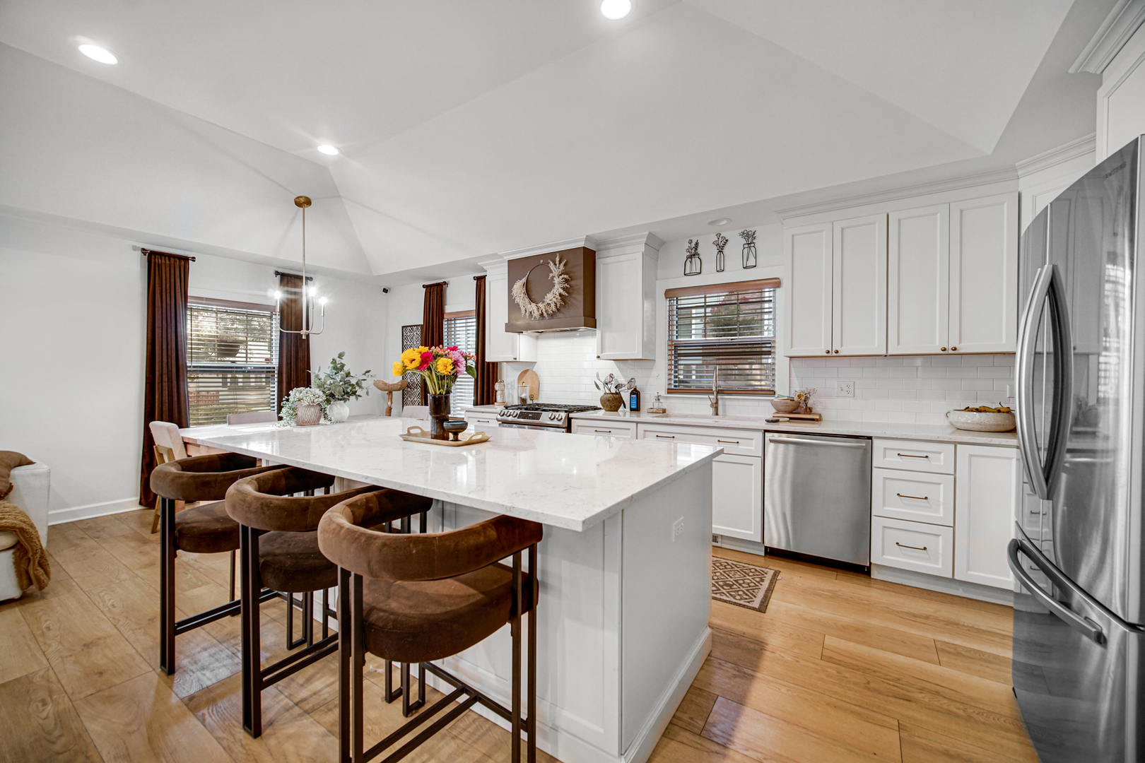 209 S Chase Street Property Photo 4