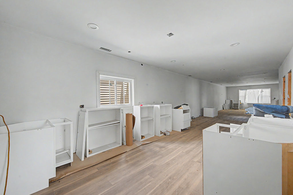 3442 S Lowe Avenue Property Photo 13