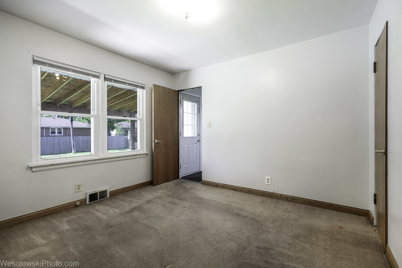 1714 Mayfield Avenue Property Photo 14
