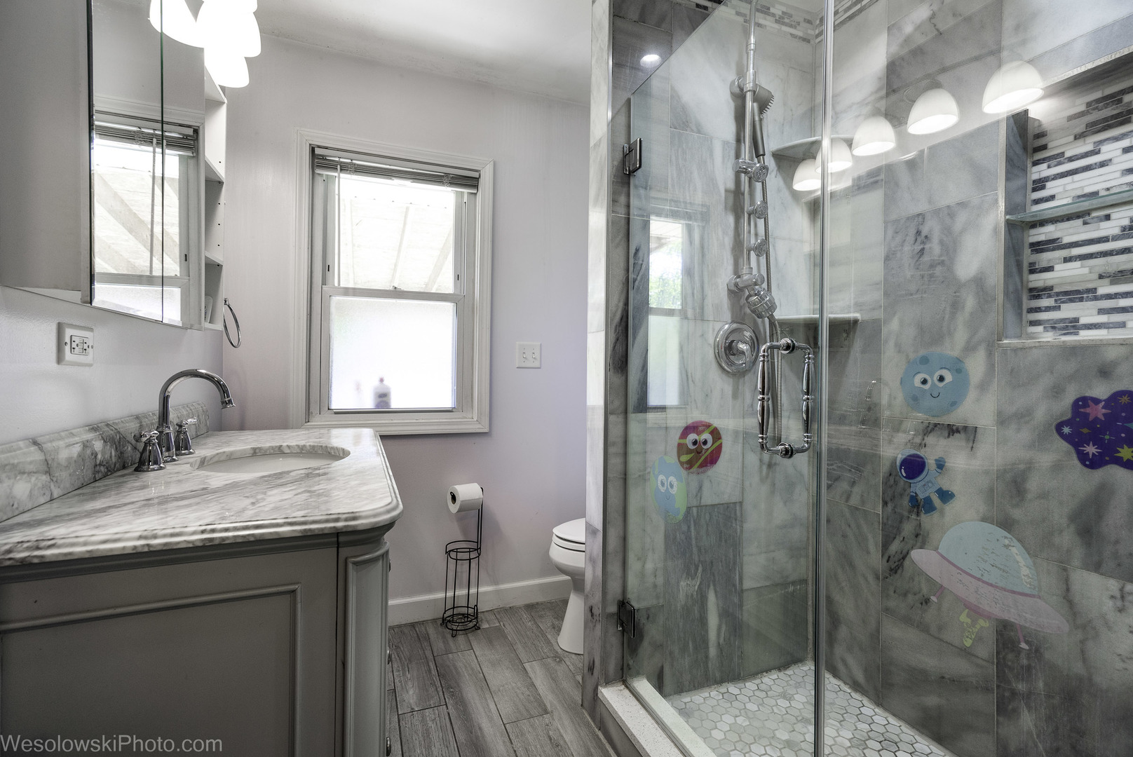 1714 Mayfield Avenue Property Photo 19