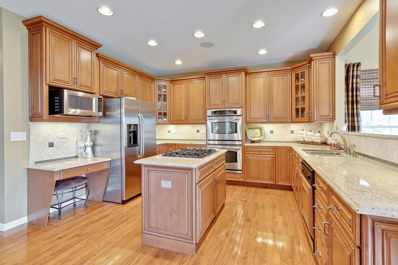 10 Eagle Ridge Drive Property Photo 11