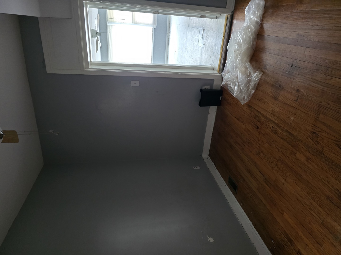 7938 S Langley Avenue Property Photo 17