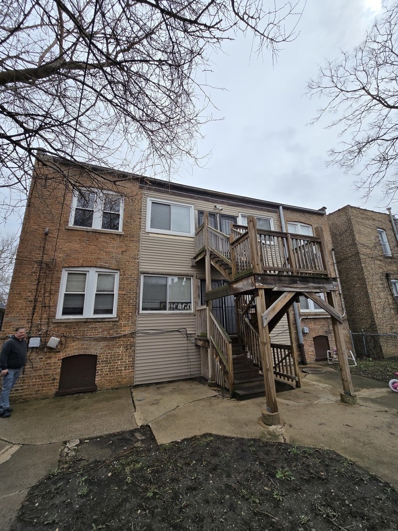 9130 S Throop Street Property Photo 4