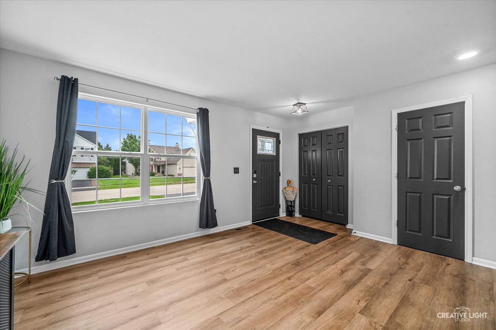 3408 Silver Falls Court Property Photo 4