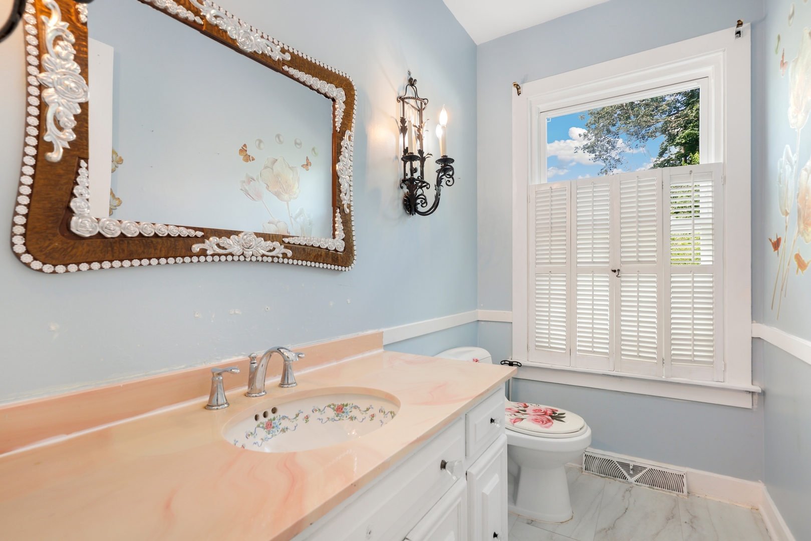 1506 Hawthorne Drive Property Photo 12