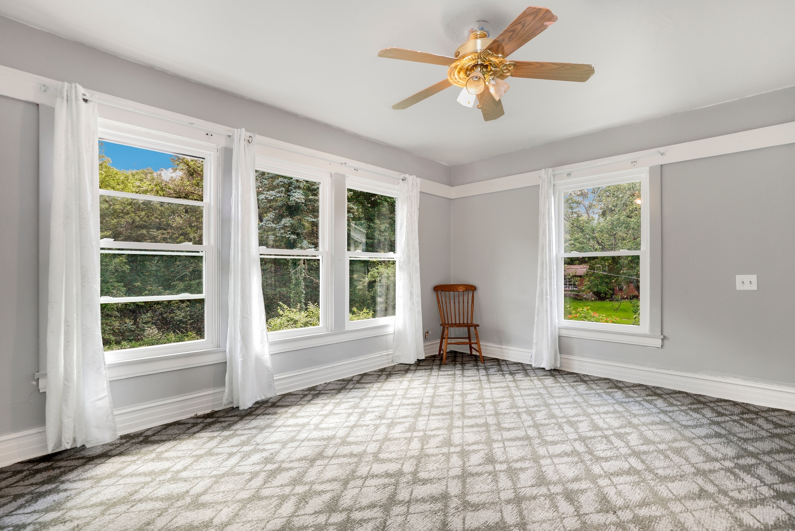 1506 Hawthorne Drive Property Photo 15