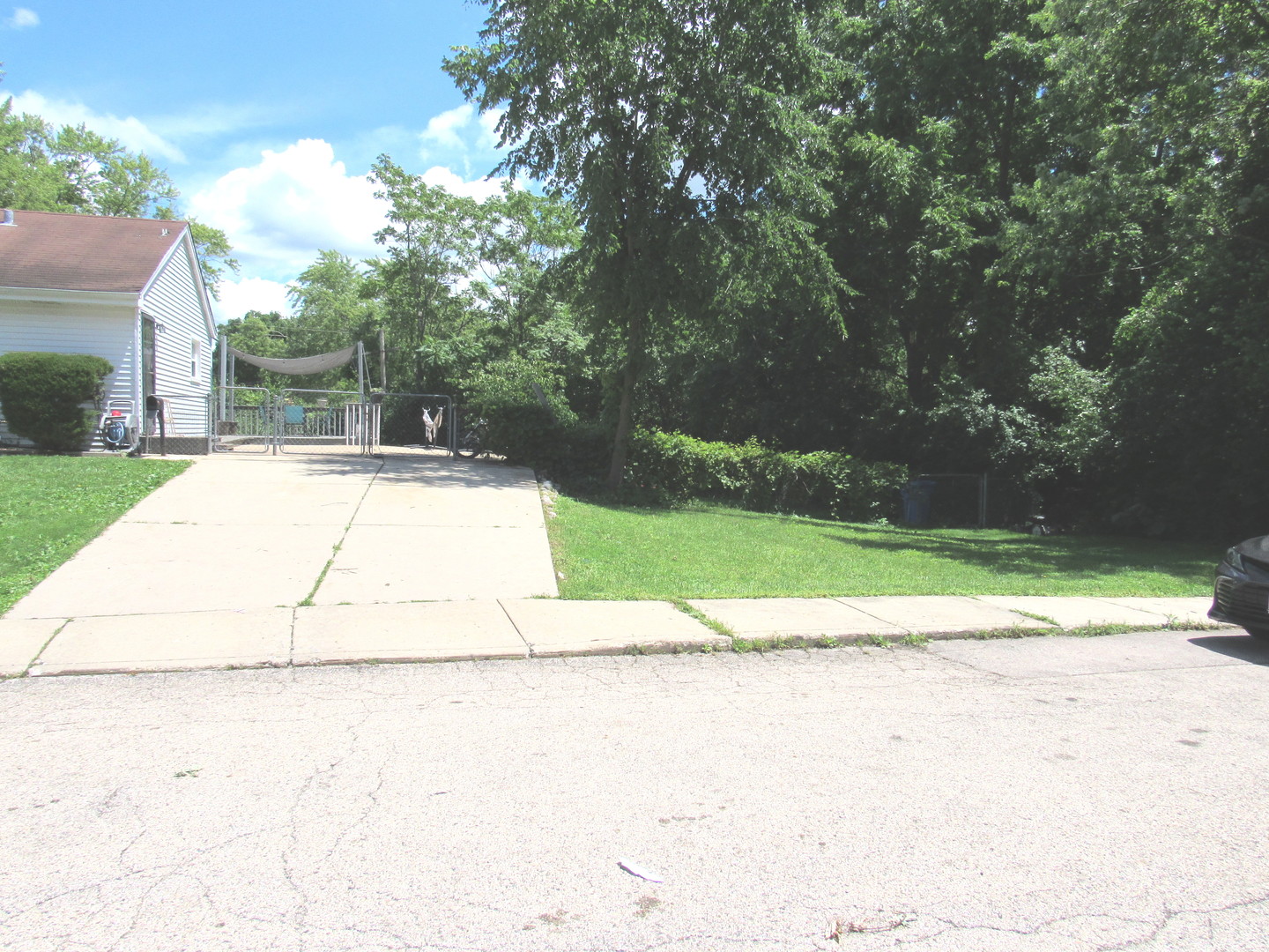 421 Hoover Drive Property Photo 2