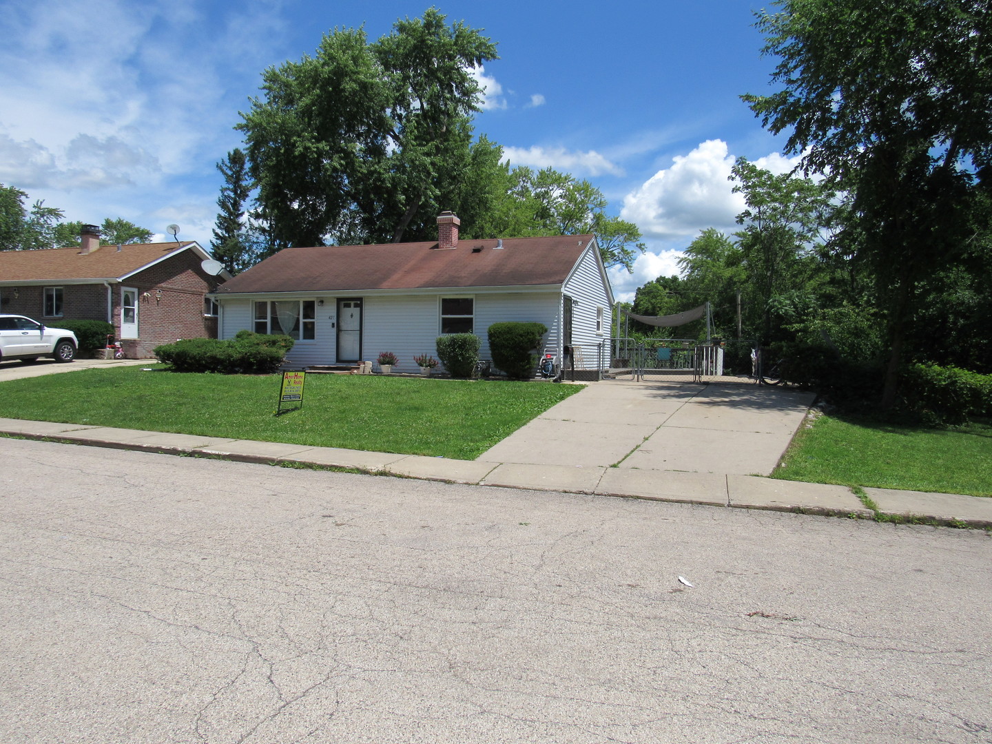 421 Hoover Drive Property Photo 3