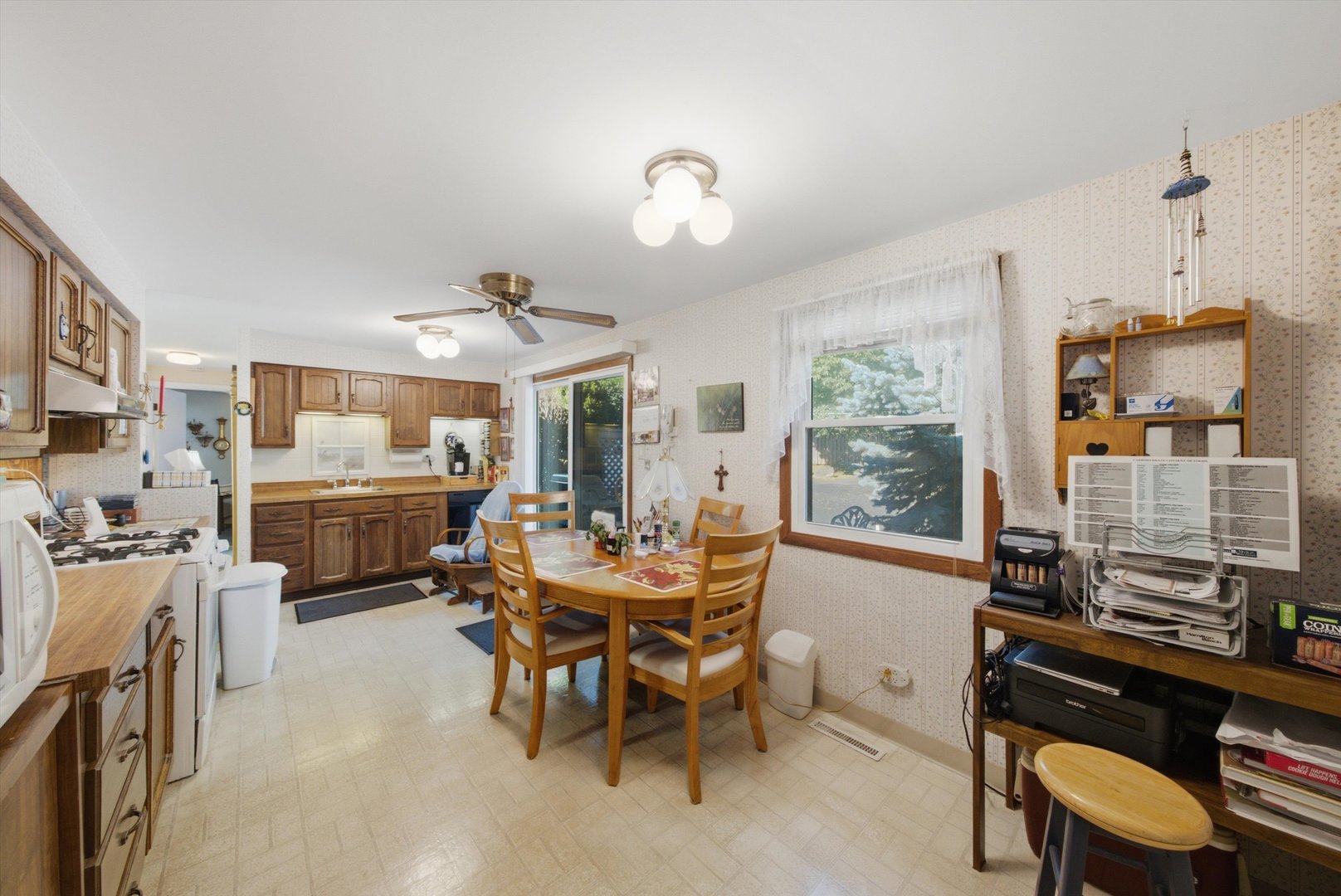 34112 N Barron Boulevard Property Photo 15