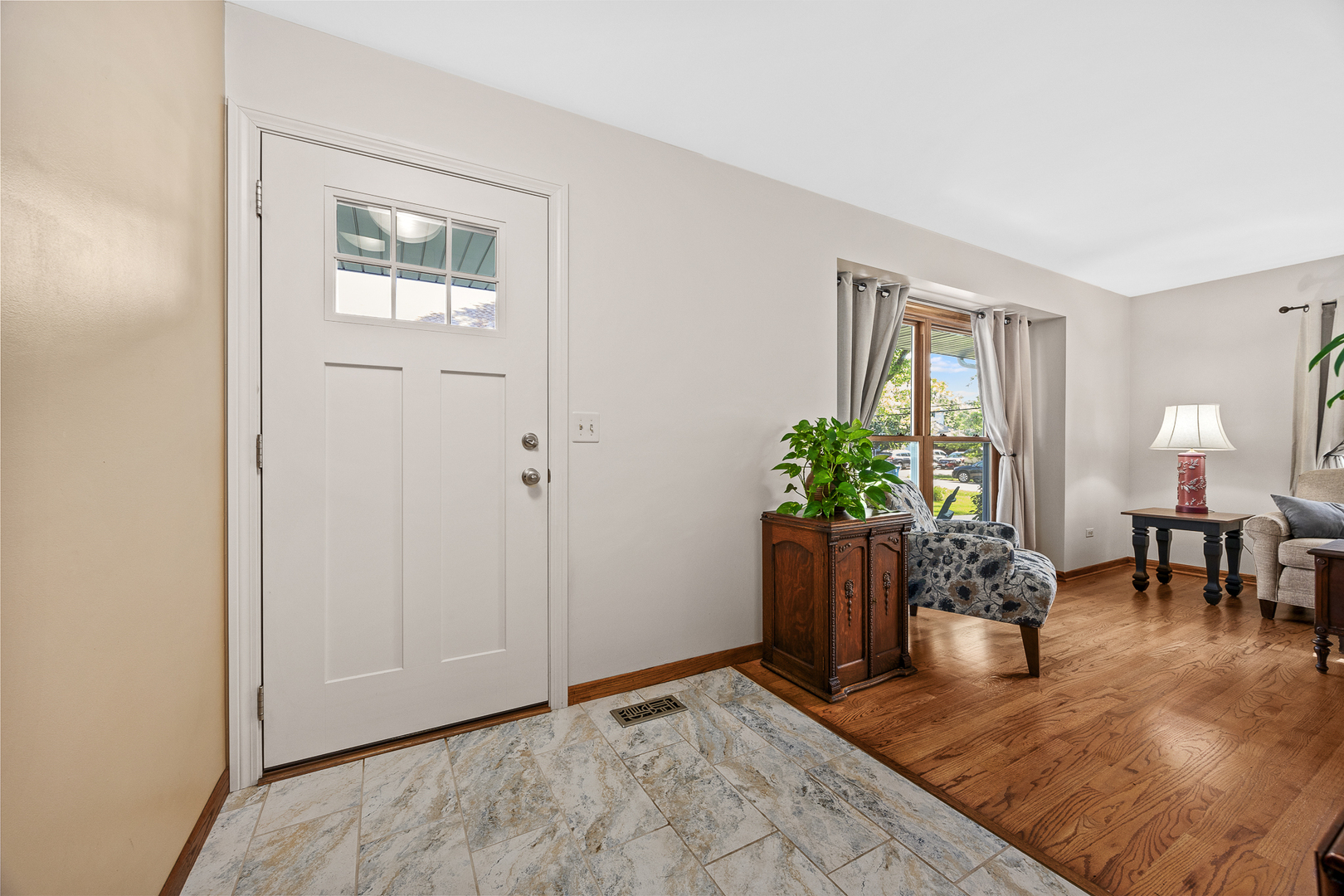 4600 Roslyn Road Property Photo 3
