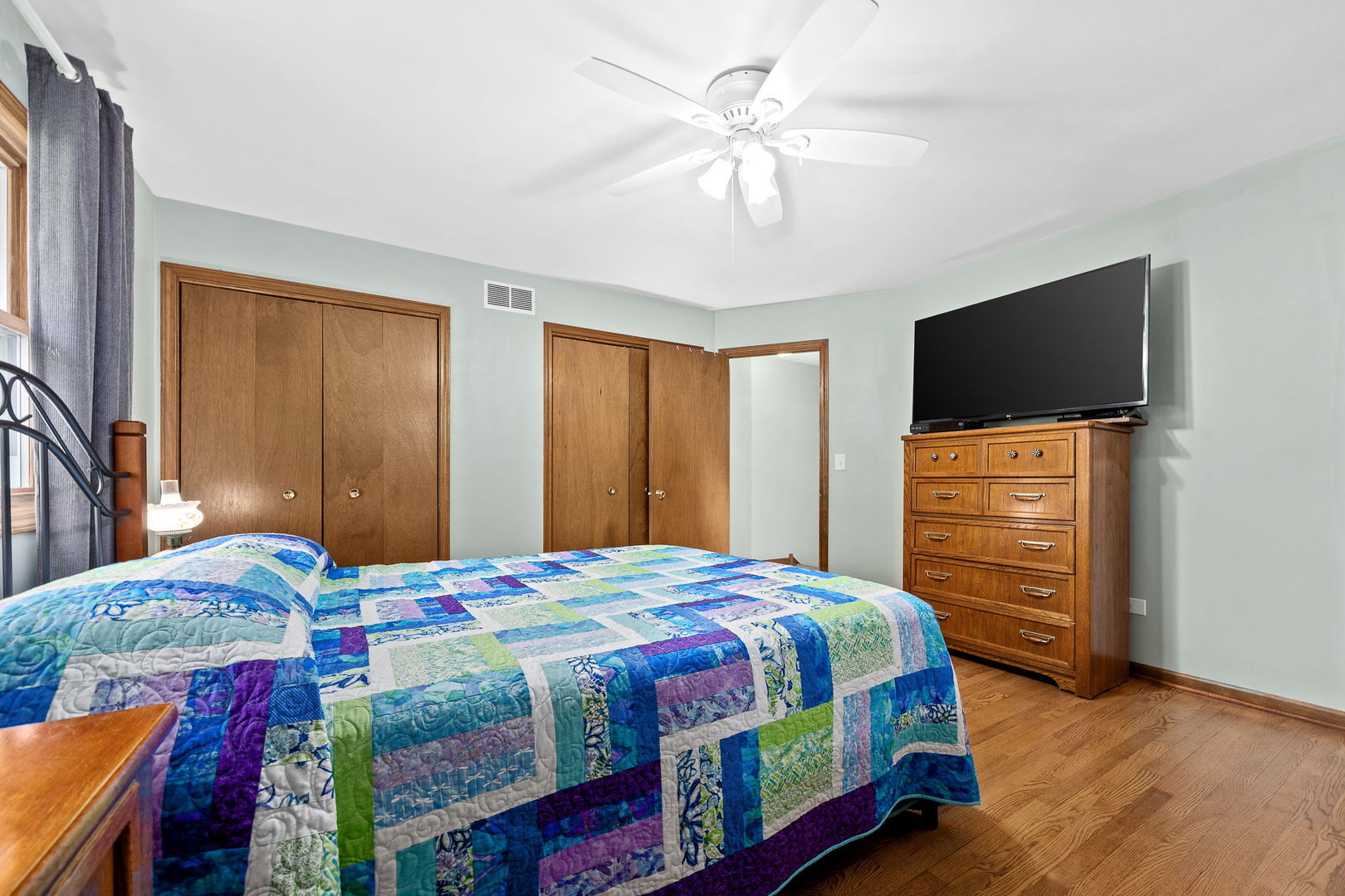 4600 Roslyn Road Property Photo 16