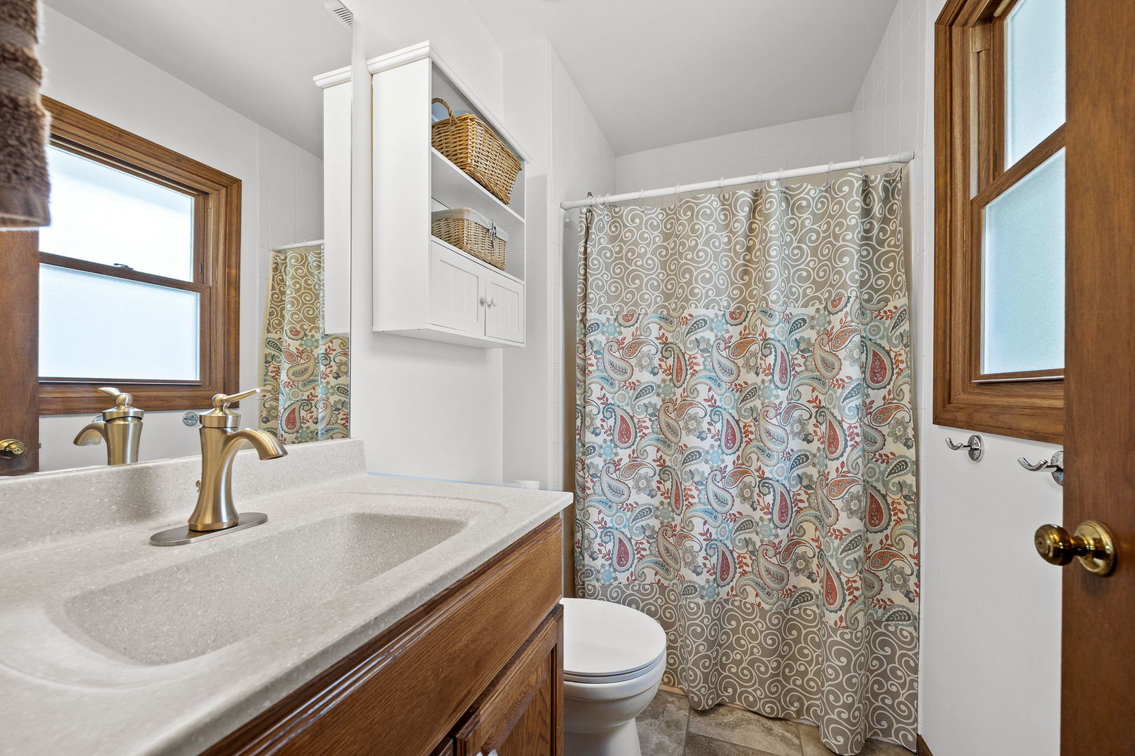 4600 Roslyn Road Property Photo 17