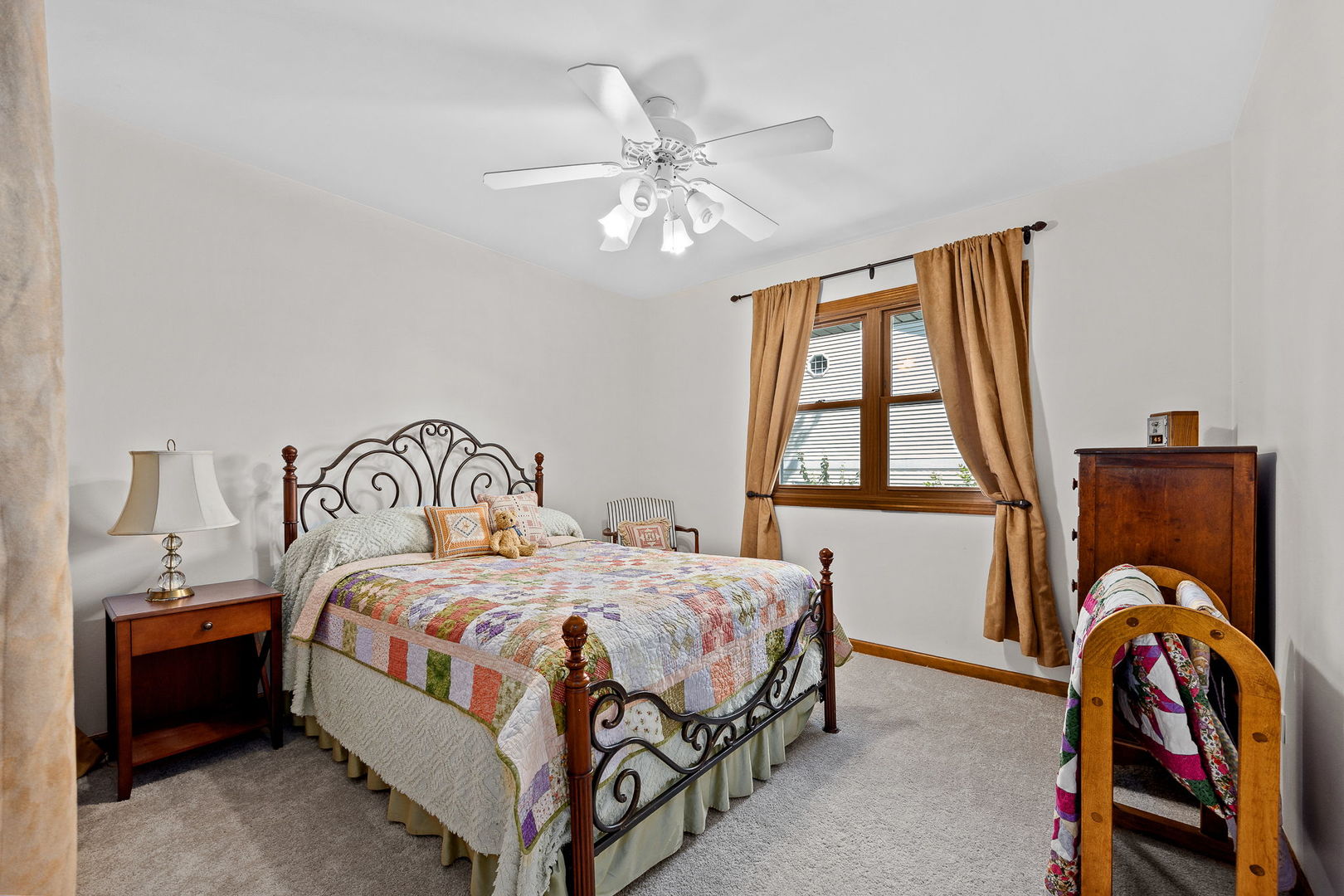 4600 Roslyn Road Property Photo 18