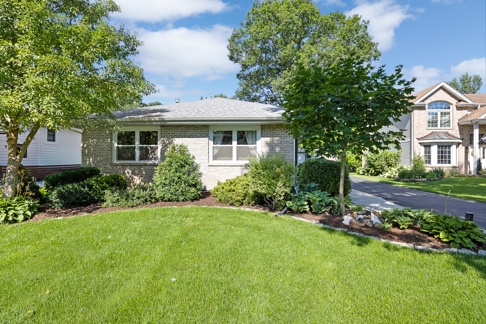 4600 Roslyn Road Property Photo 33