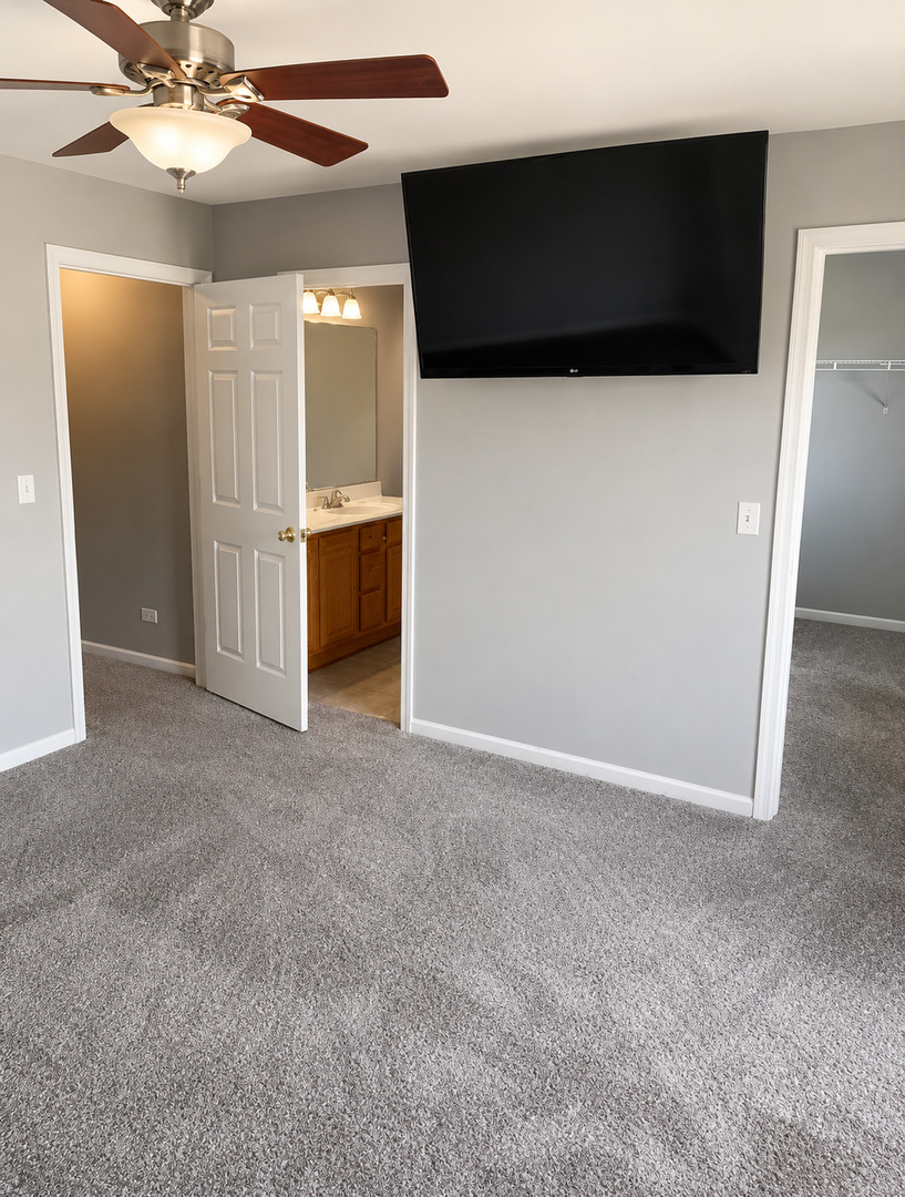 2303 Hudson Circle Property Photo 4