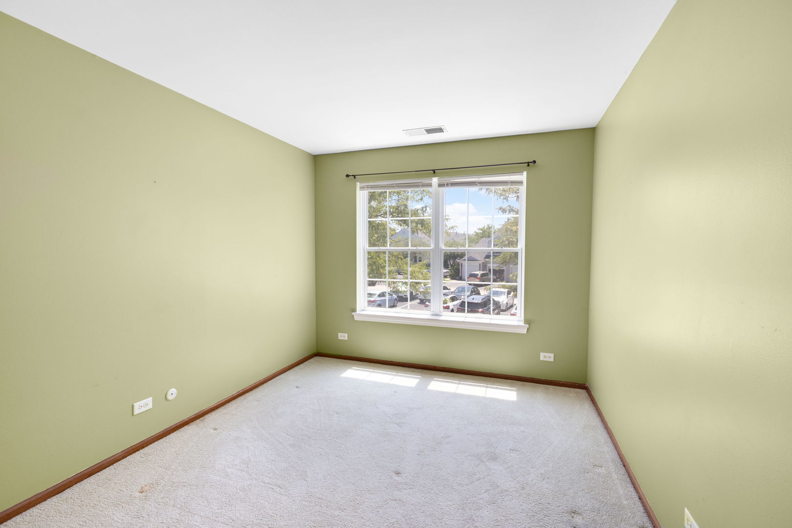 26 Tyler Court B Property Photo 11