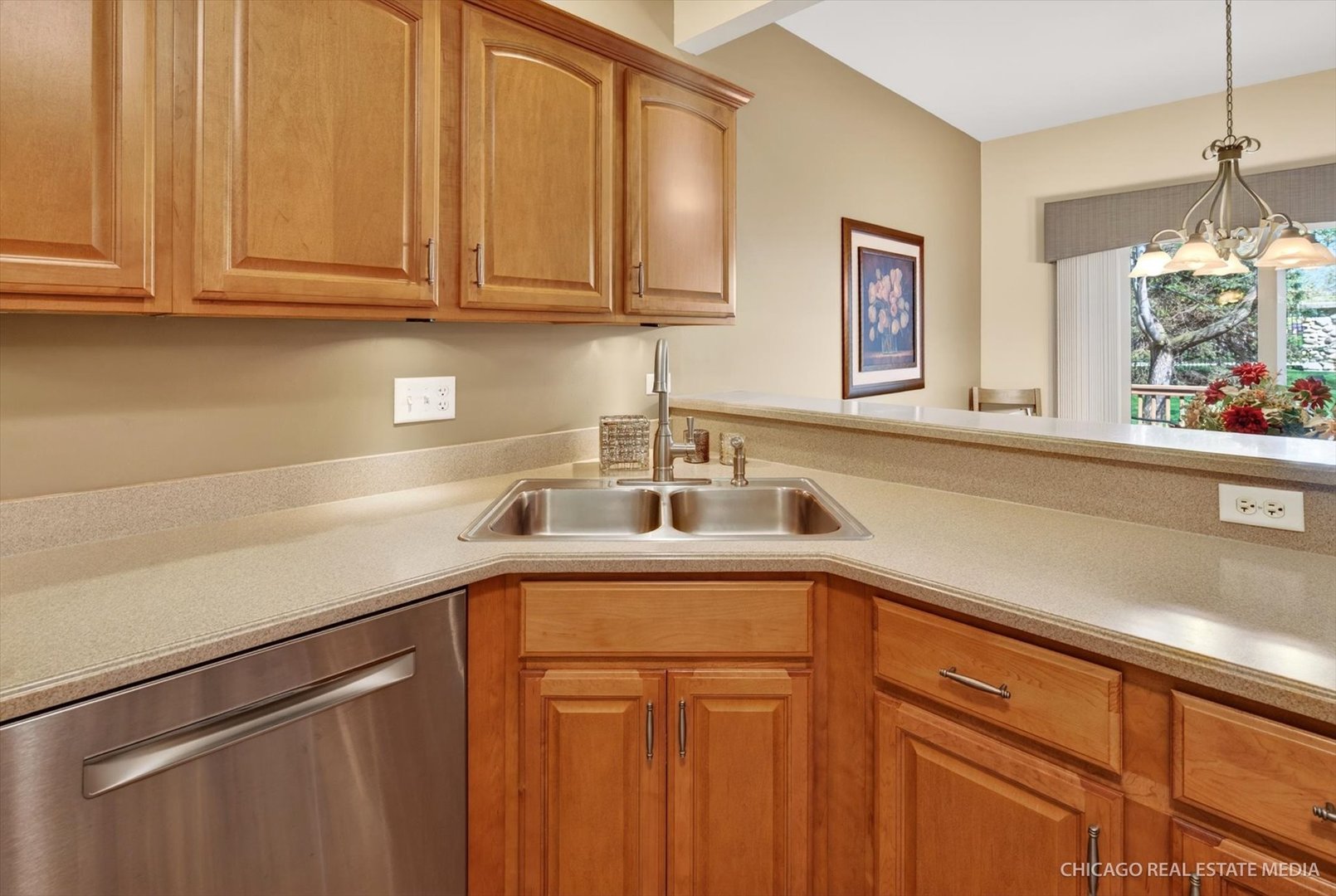 710 Juniper Lane Property Photo 12