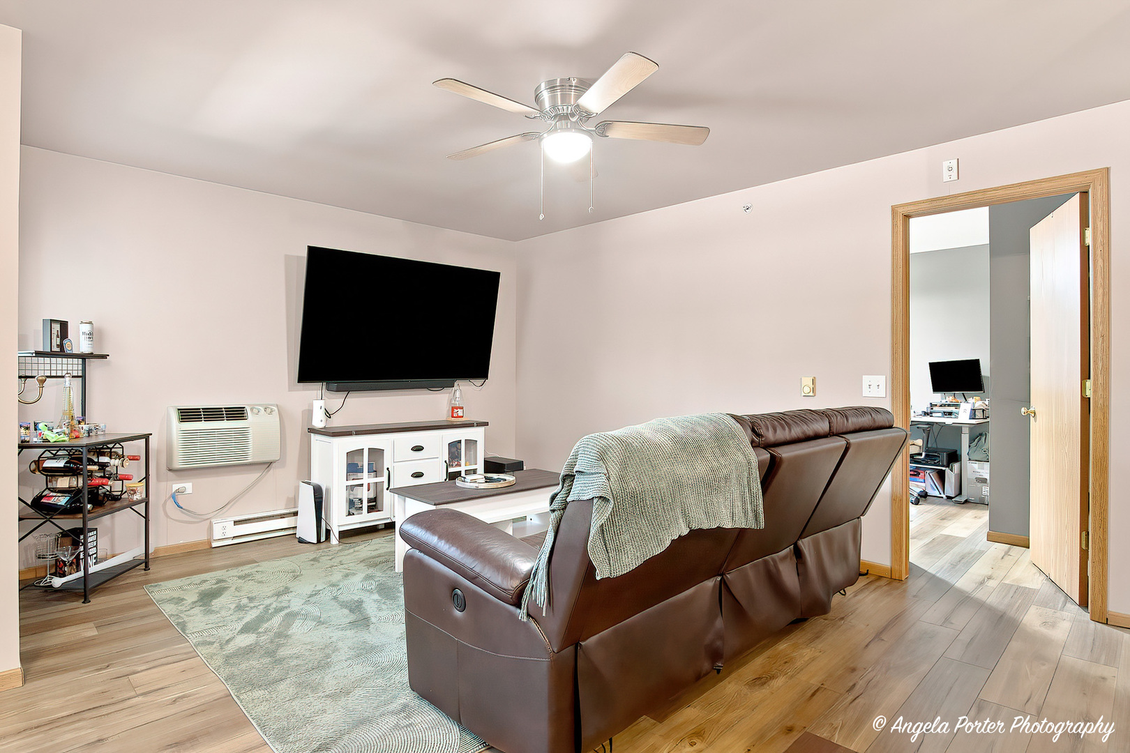 1443 Spring Brook Court 2d Property Photo 6