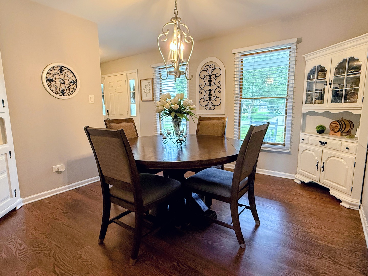 1102 Ravinia Court Property Photo 11
