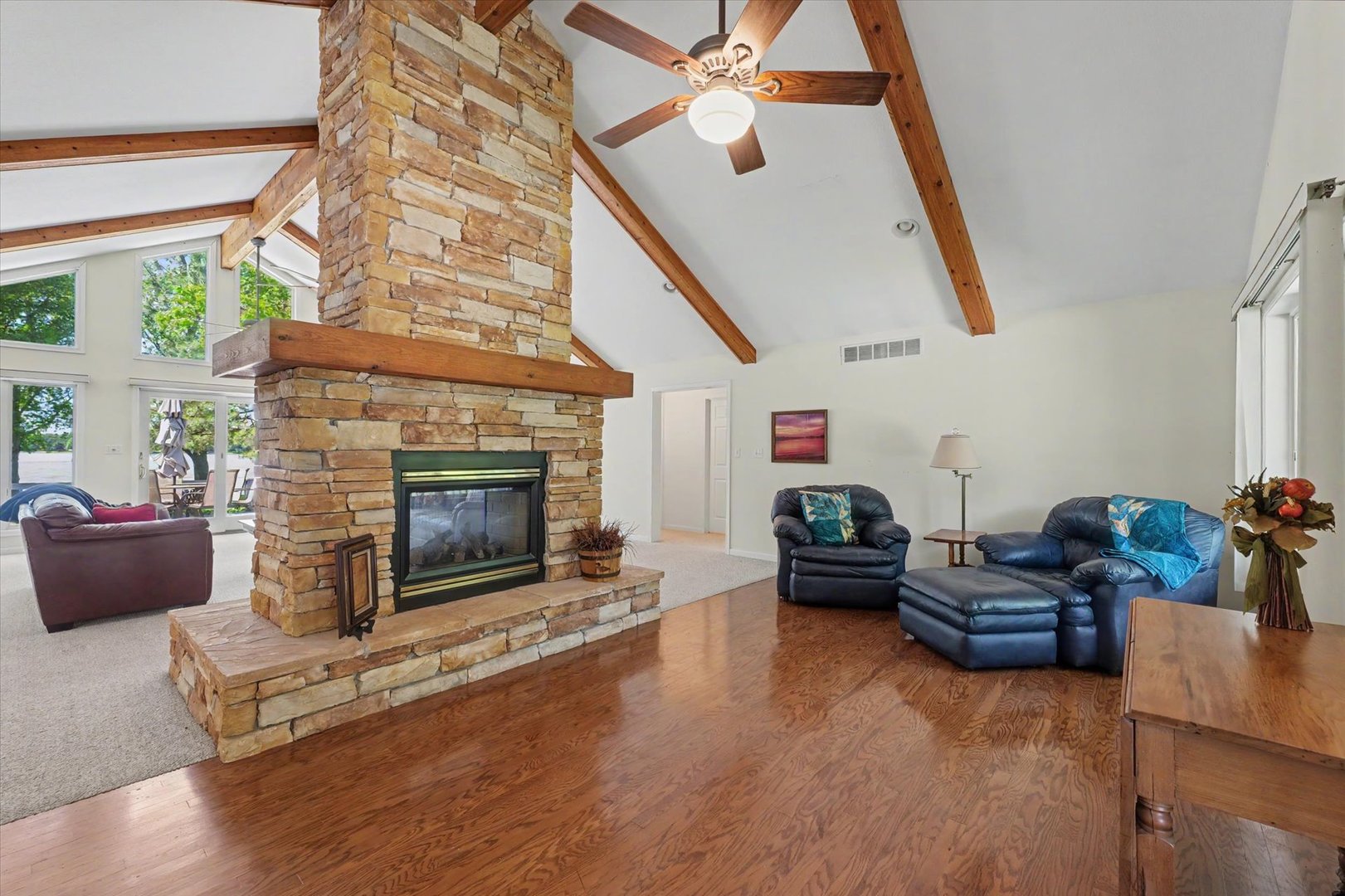 606 Skyline Drive Property Photo 4