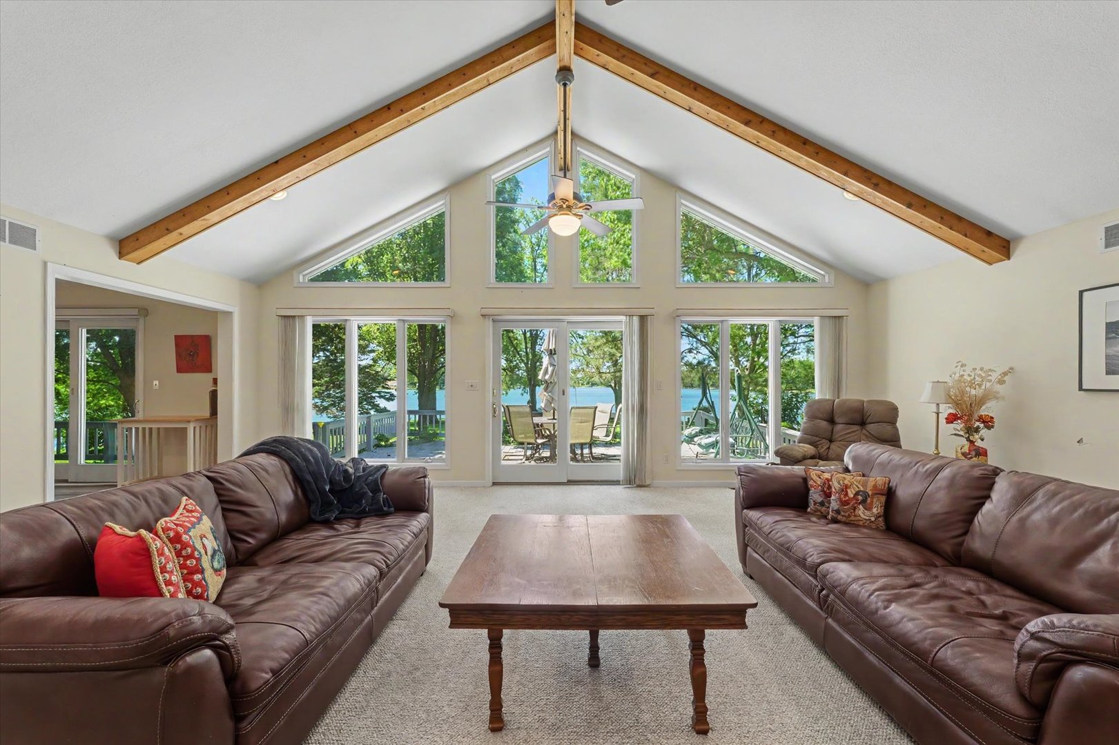 606 Skyline Drive Property Photo 5