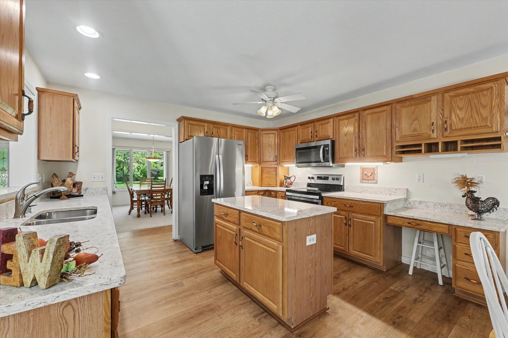 606 Skyline Drive Property Photo 8