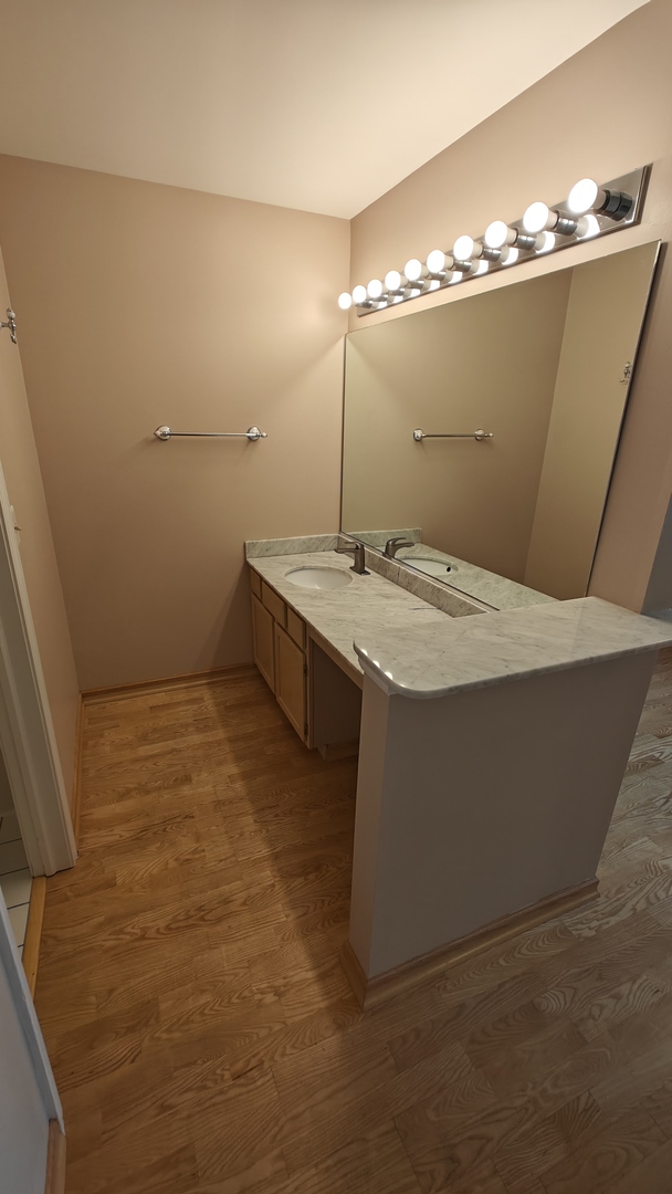 1052 Hinswood Drive Property Photo 25