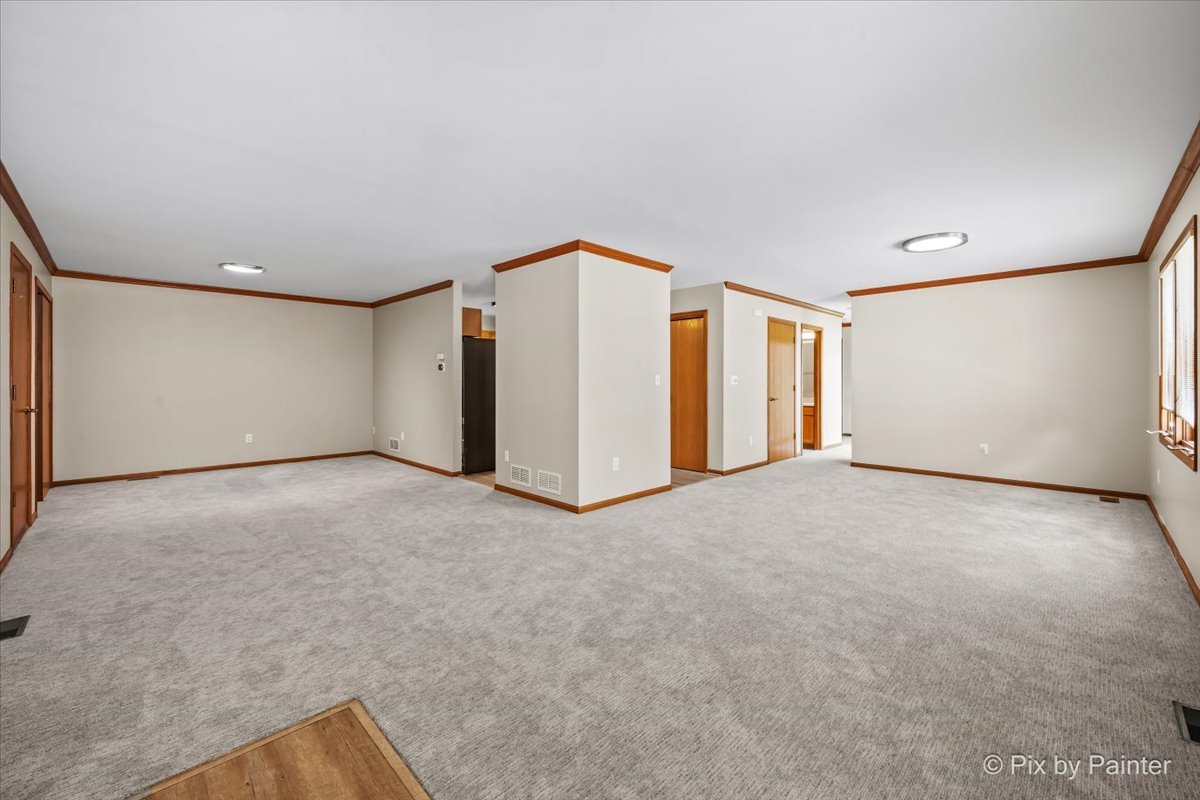 58 Silver Trail Property Photo 5