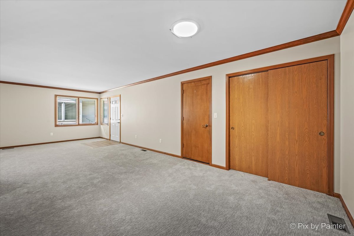 58 Silver Trail Property Photo 6