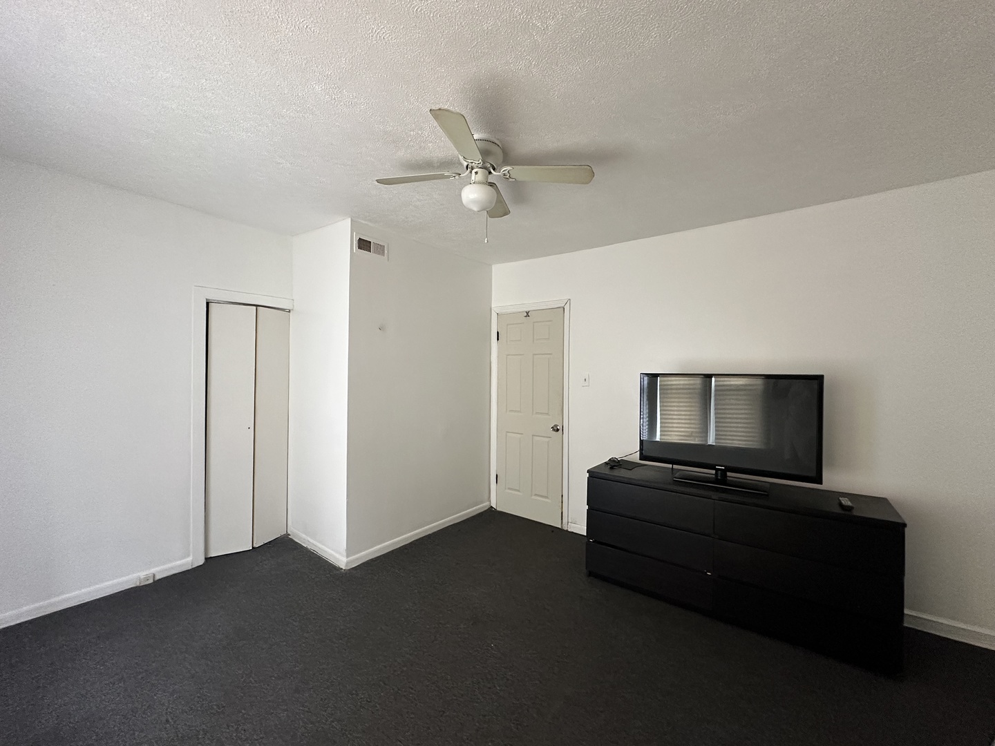 7710 S Ada Street 2 Property Photo 7