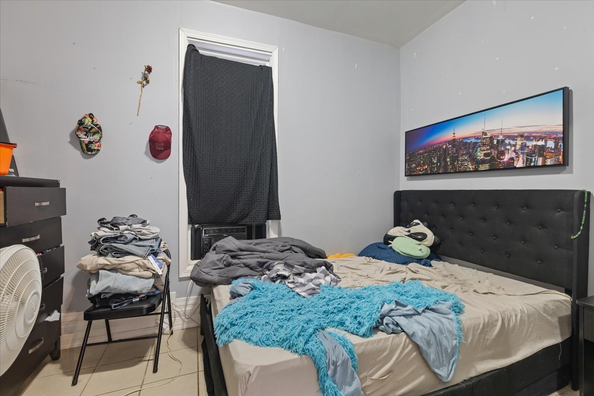 1634 N Sawyer Avenue Property Photo 10