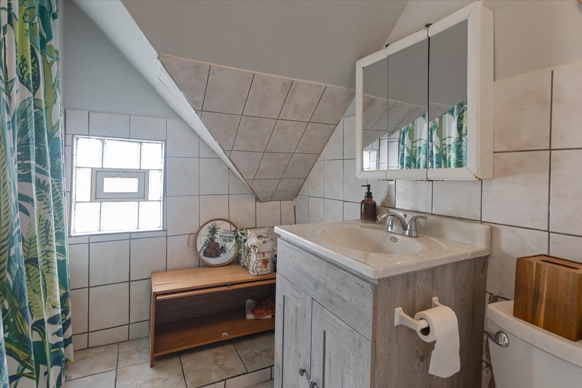 1634 N Sawyer Avenue Property Photo 29