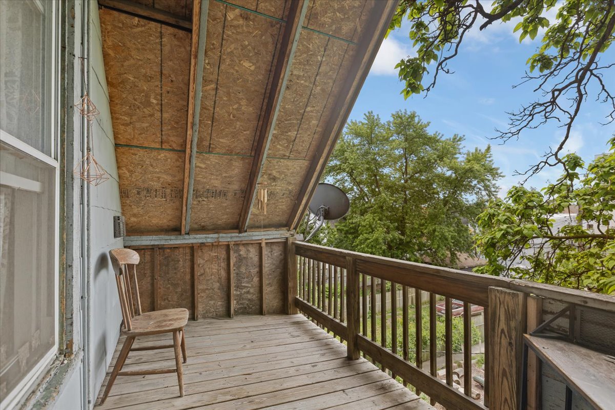 1634 N Sawyer Avenue Property Photo 32