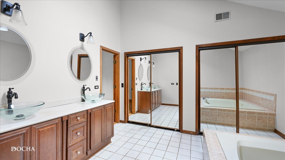 6n777 Palomino Drive Property Photo 18