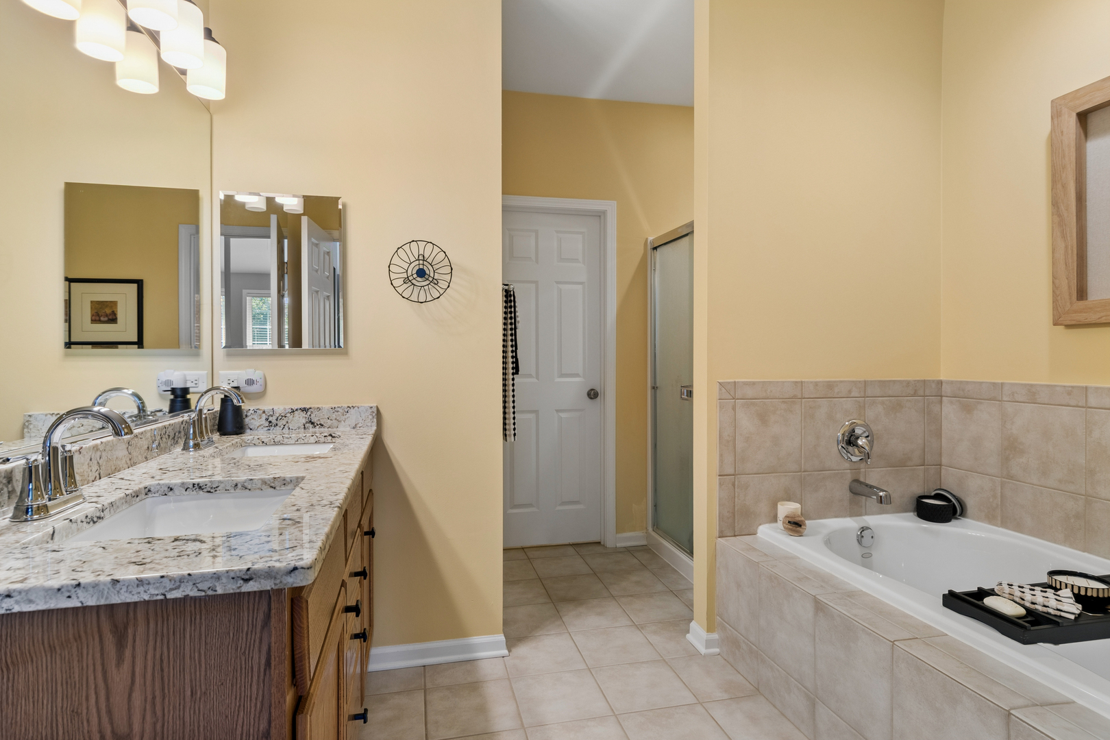 1074 Hampton Lane Property Photo 16