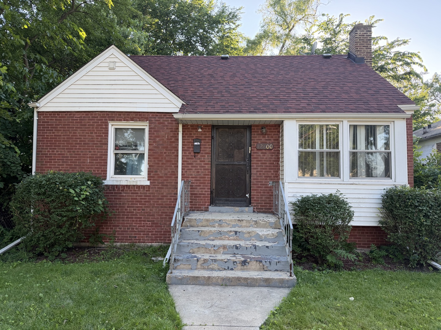 12800 S Parnell Avenue Property Photo 1
